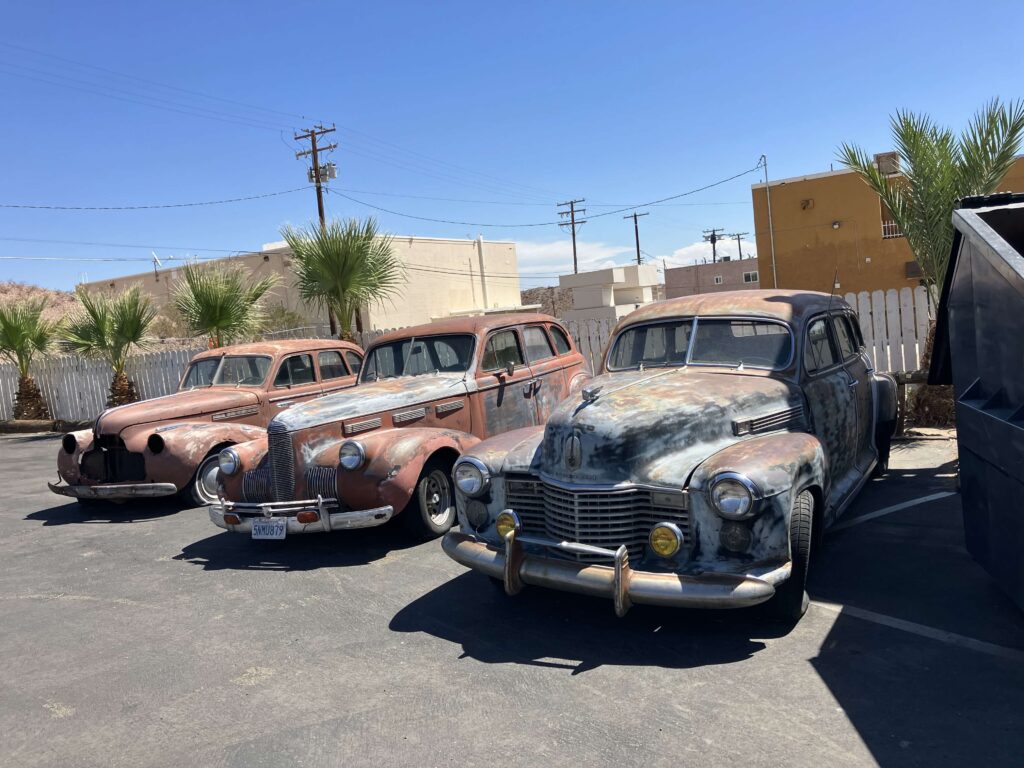 ルート66モーテルにあるクラシックカー