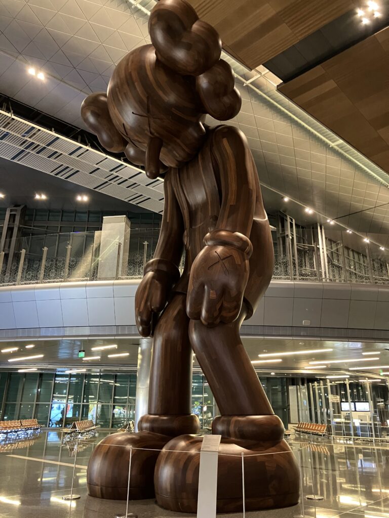 ドーハ空港内にあるオブジェ