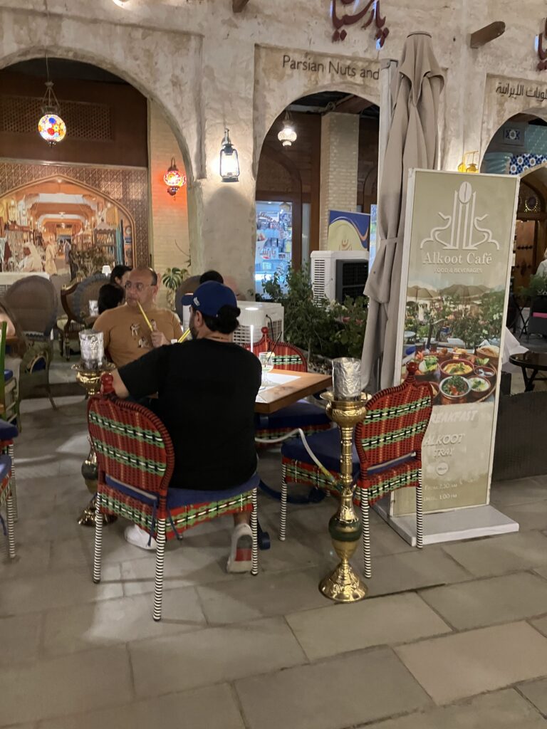 シーシャと呼ばれる水たばこ使用率がすごく高い！