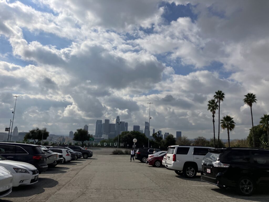 この景色を左に行くとUber乗り場のLot11が出てくるよ!