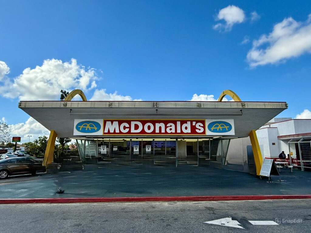ロサンゼルス最古のマクドナルド