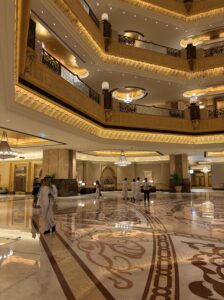 パレスホテル　内部