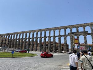 セゴビア　水道橋