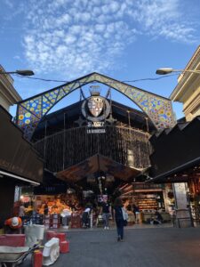 ボケリア市場の正面