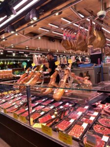 ボケリア市場のイベリコハム