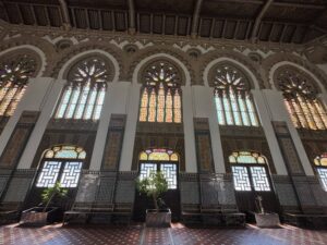 トレド駅の内部