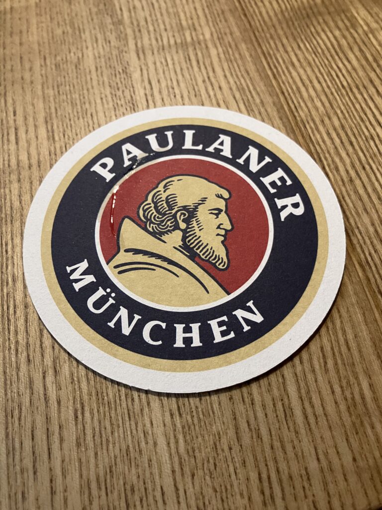 Paulanerレストランで使用されているPaulanerのコースター